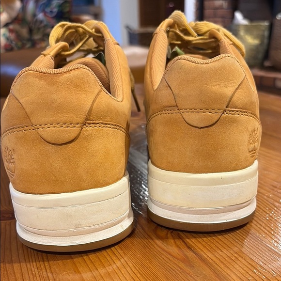 Timberland Tan Sneakers Suede Low-Top Athletic - Picture 3 of 16